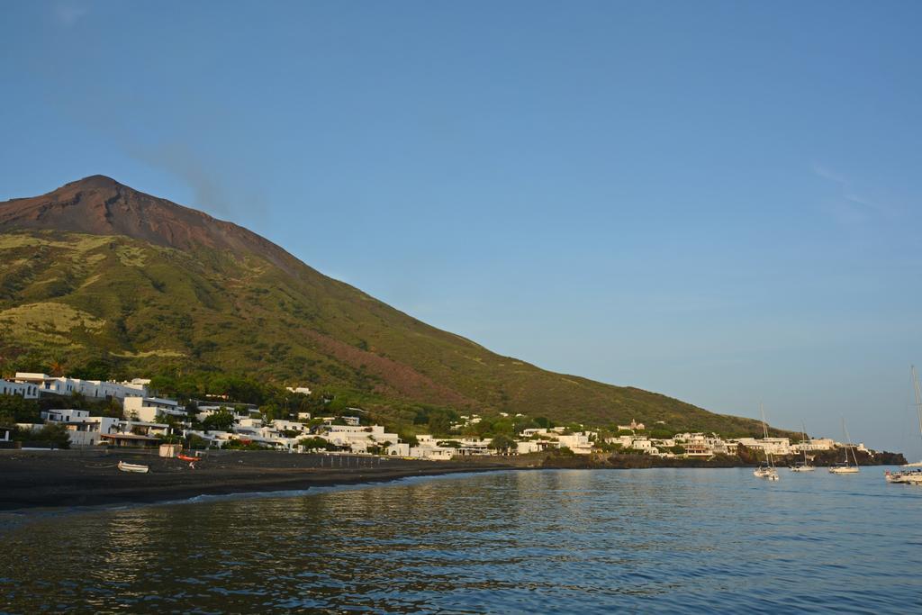 Il Gabbiano Relais In Stromboli Exterior foto