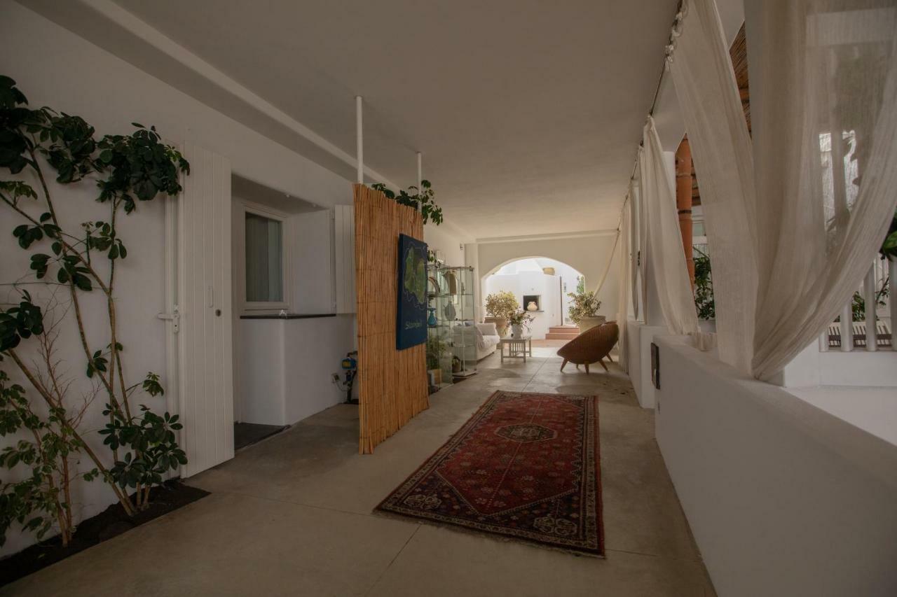 Il Gabbiano Relais In Stromboli Exterior foto